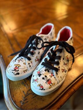 Disney White Canvas Mickey Mouse Sneakers with Black Laces #1287